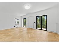 Exceptional 3-Bedroom Apartment with Home Office, Private Garden and Sauna in Strassen - Image #10 Exceptional 3-Bedroom Apartment with Home Office, Private Garden and Sauna in Strassen - Image #10