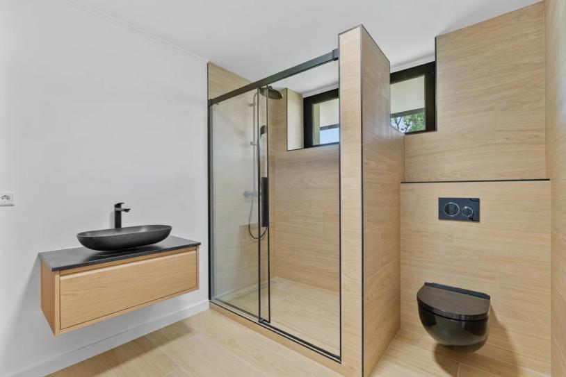 Exceptional 3-Bedroom Apartment with Home Office, Private Garden and Sauna in Strassen - Image #20 Exceptional 3-Bedroom Apartment with Home Office, Private Garden and Sauna in Strassen - Image #20