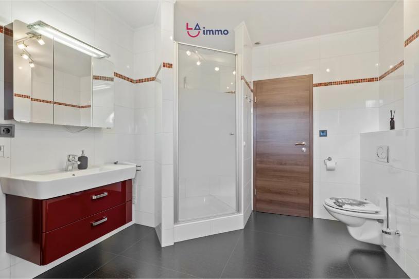 Maison spacieuse en excellent état à vendre - Image #15 Maison spacieuse en excellent état à vendre - Image #15
